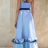 Fato de banho de uma só peça com estampado às riscas, um ombro só e detalhes florais 3D.