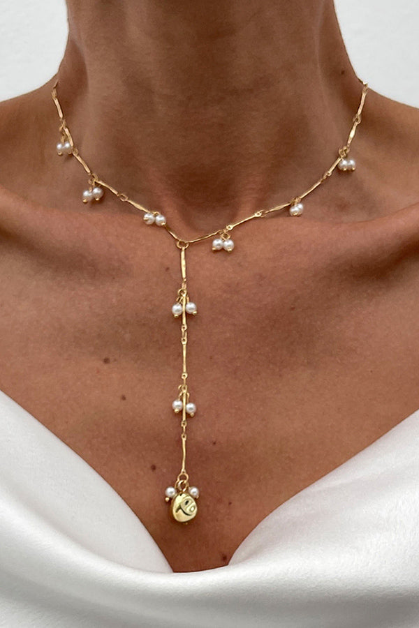 Colar francês elegante com pérolas