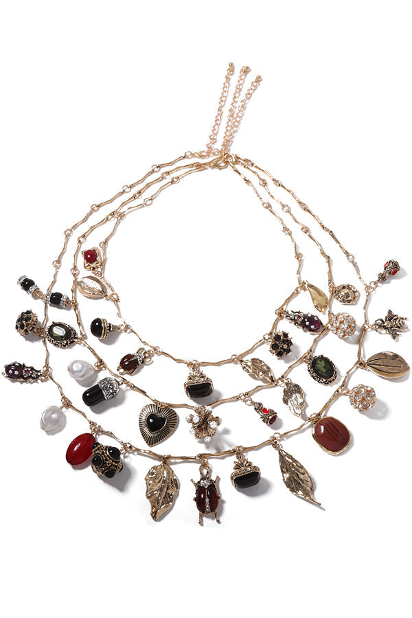 Colar vintage com pendente de várias camadas e formato irregular